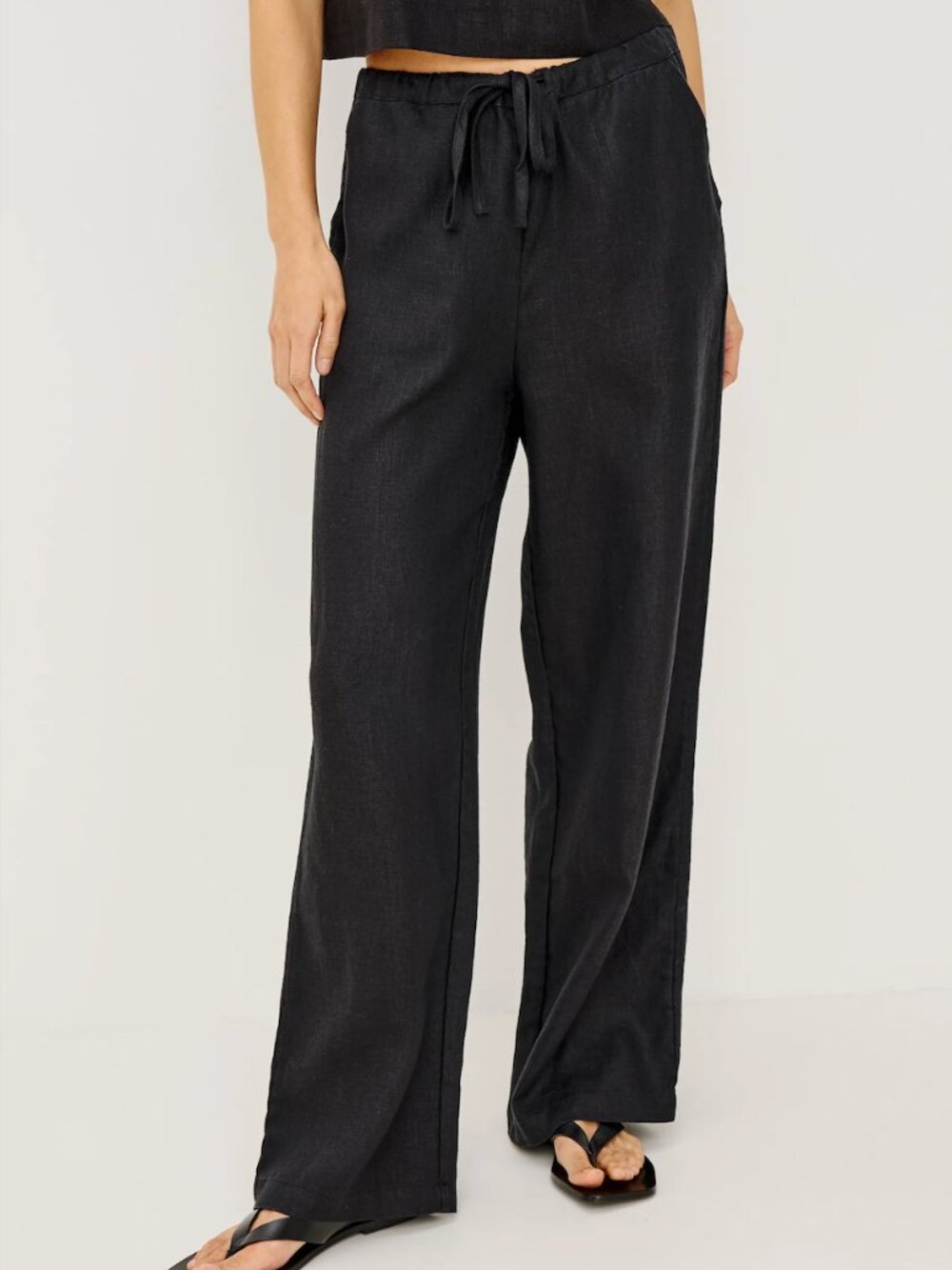 NWT Rails Emmie 100% Linen Black Pant - Size Medium